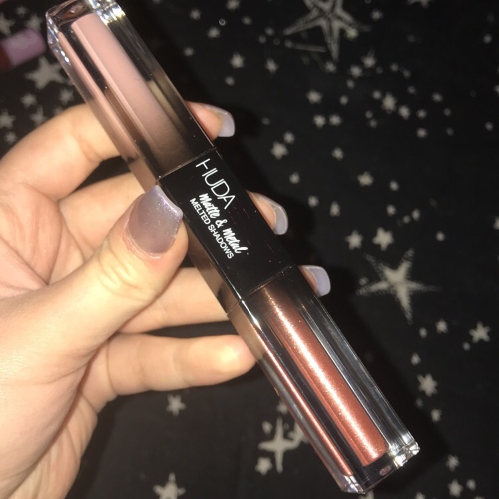 Huda Beauty Melted Shadows